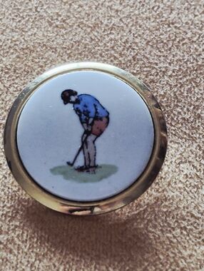 Golf Themed Porcelain Cabochon Brooch with Gold Rim